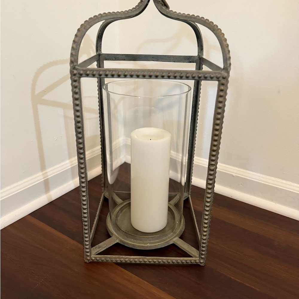 Chic Metal Lantern with Candle